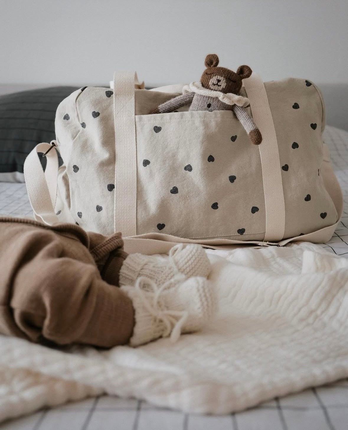 Raphael Bowling Bag Heart Print Sand