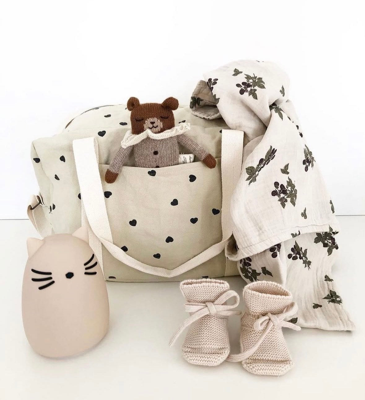 Raphael Bowling Bag Heart Print Sand