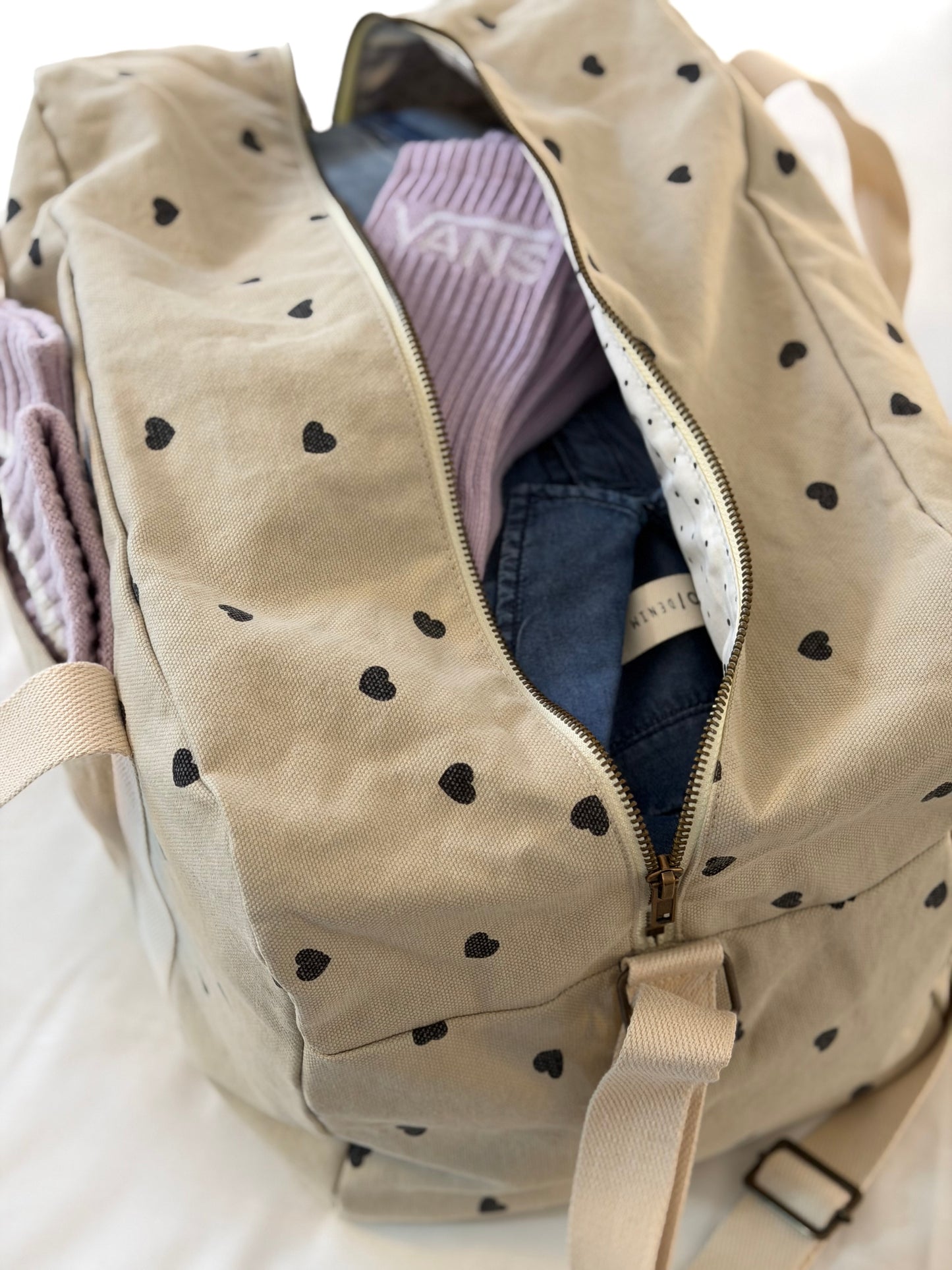 Raphael Bowling Bag Heart Print Sand
