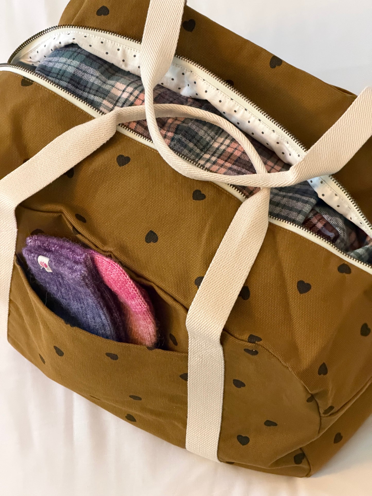 Raphael Bowling Bag Heart Print Cumin