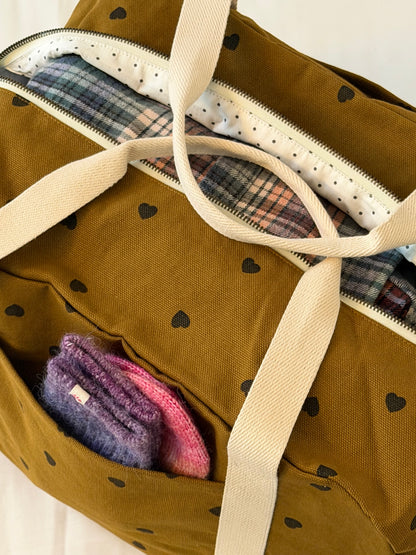 Raphael Bowling Bag Heart Print Cumin