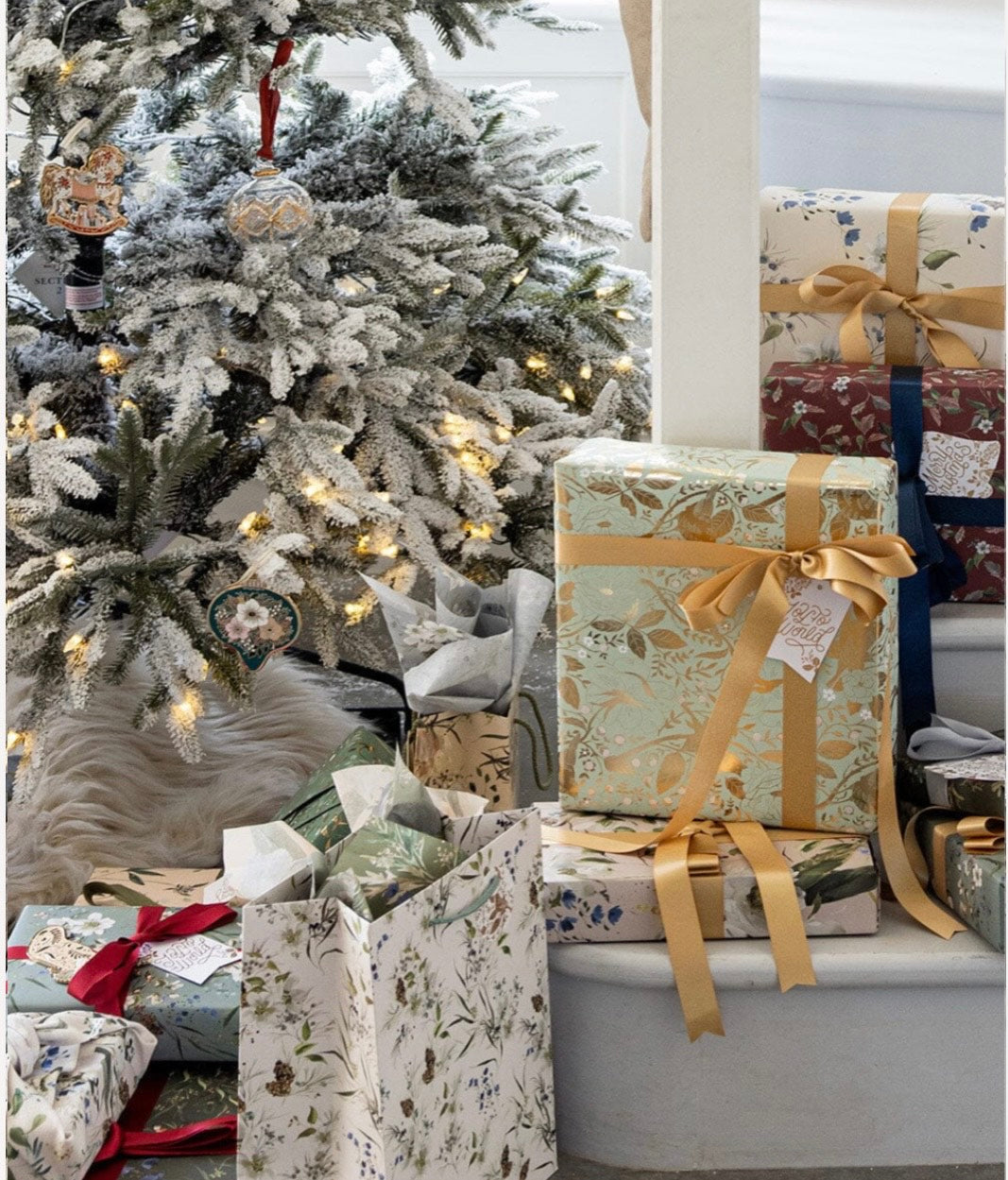 Gift Wrap Roll 3M - Golden Garden (Mint with Gold Foil)
