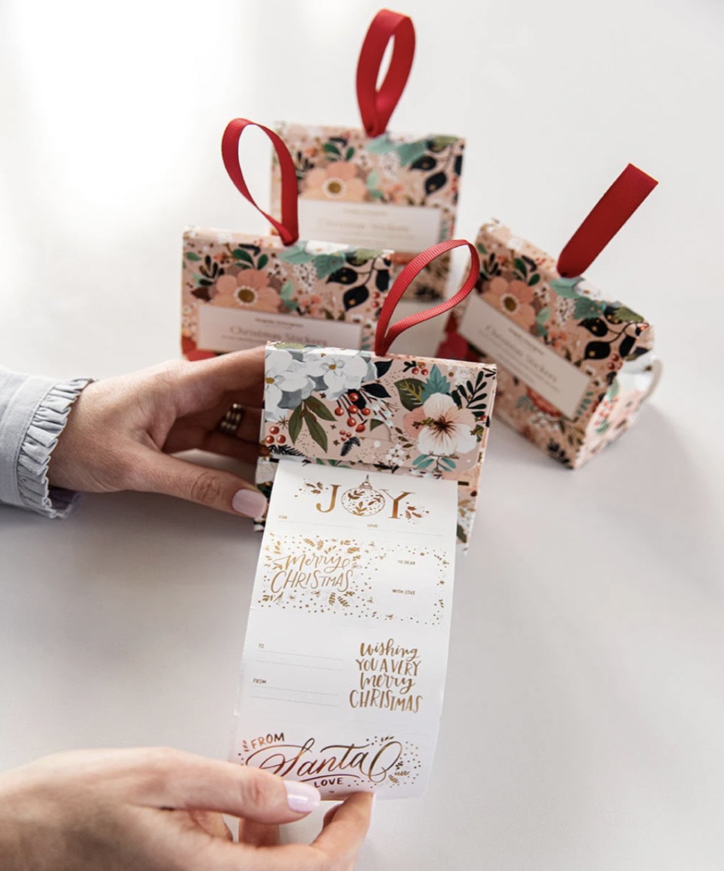 Floral Fields Christmas Stickers on a roll - 40 Pack