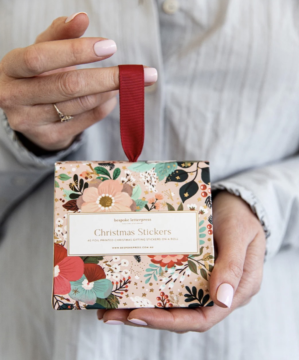 Floral Fields Christmas Stickers on a roll - 40 Pack