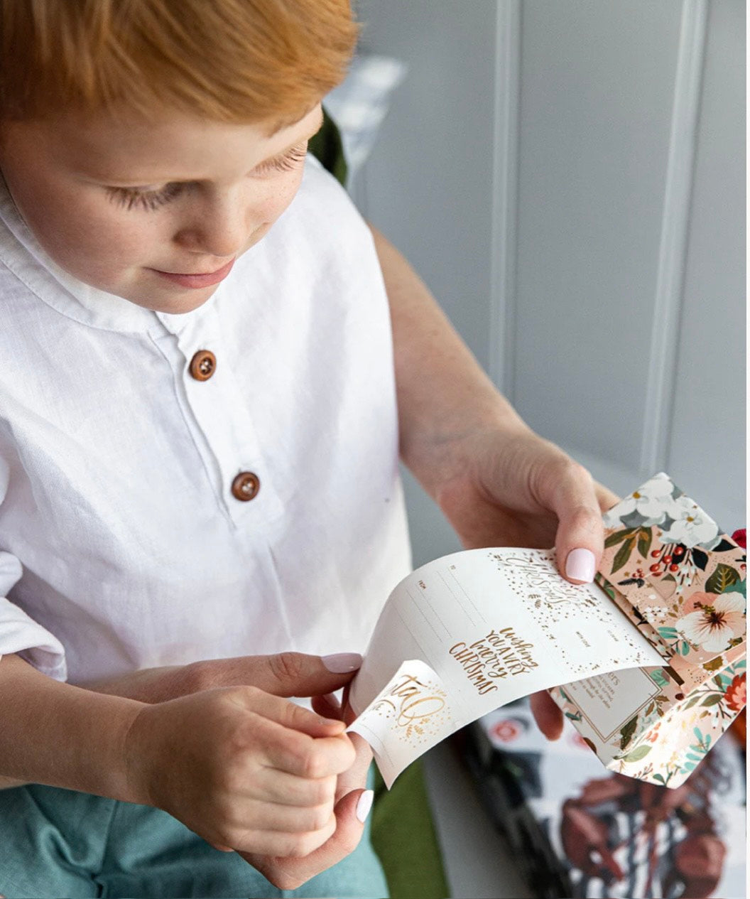 Floral Fields Christmas Stickers on a roll - 40 Pack