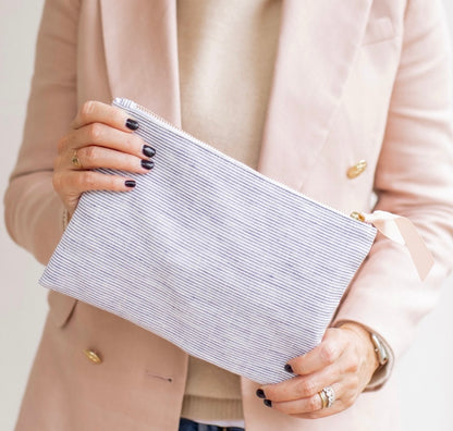 Signature Pouch, Shoreline Stripe