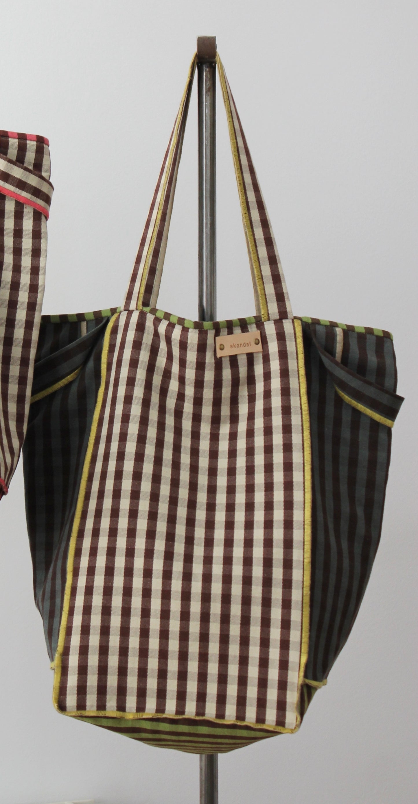 Barbara Maxi Shopping Bag